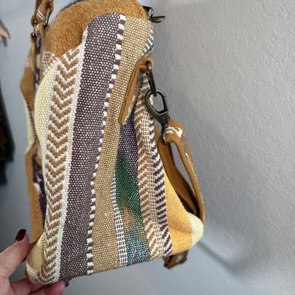 Women's Panache Apparel Tan Brown Cream Western Duffel Bag Weekender NEW - Picture 4 of 9